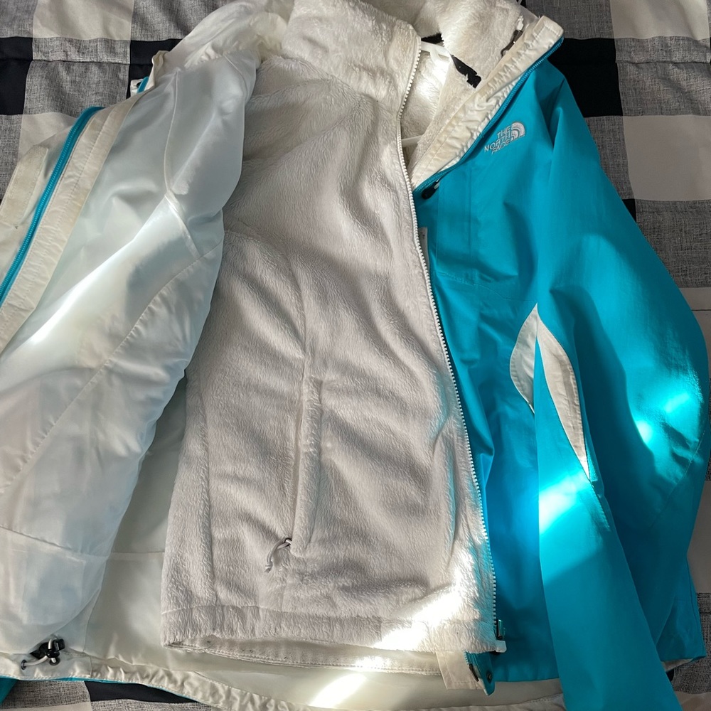 Tnf Winter Jacket - image 3